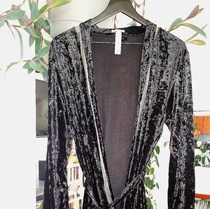 SAVAGE x FENTY velour/crushed velvet robe w/lace